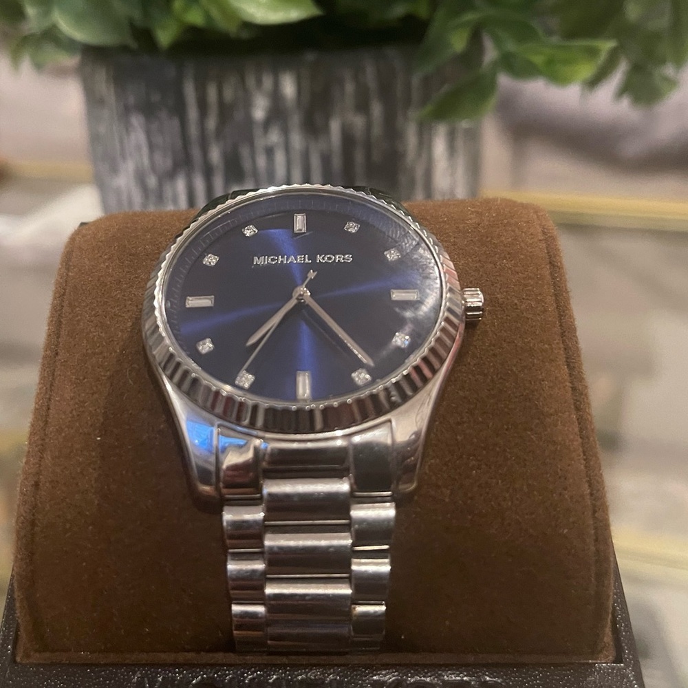 Authentic- Michael Kors Blake Blue Dial Stainless Steel Women's
